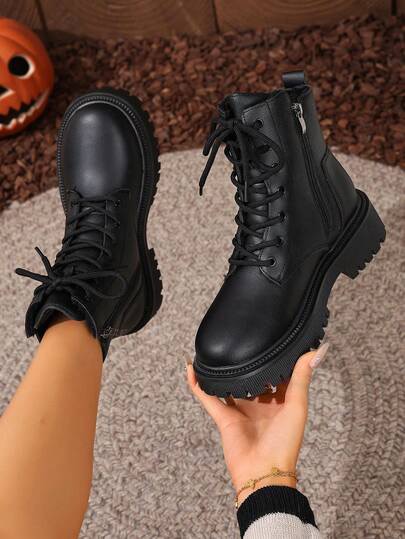 Black lace-up chelsea ankle boots at SHEIN