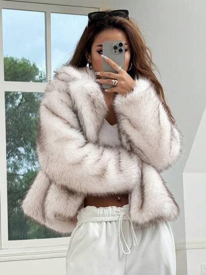Cremefarbene Kunstfell-Jacke bei SHEIN