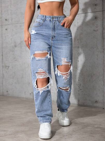 Zerrissene gerade Jeans bei SHEIN