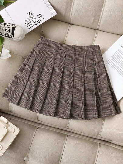 Brown plaid pleated mini skirt at SHEIN