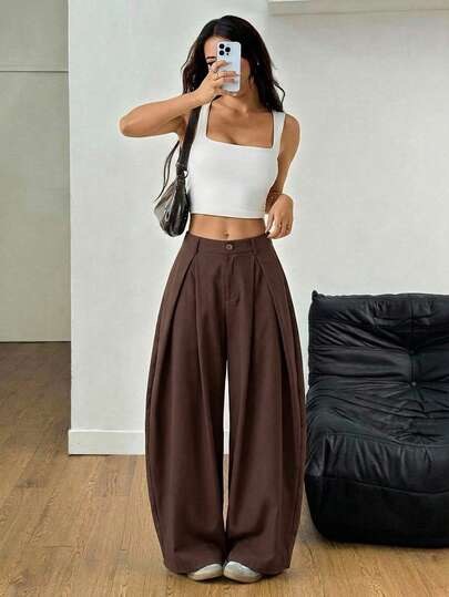 Dark brown wide-leg pleated trousers with a relaxed oversized fit at SHEIN