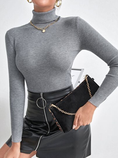 Fitted medium grey ribbed turtleneck sweater at SHEIN